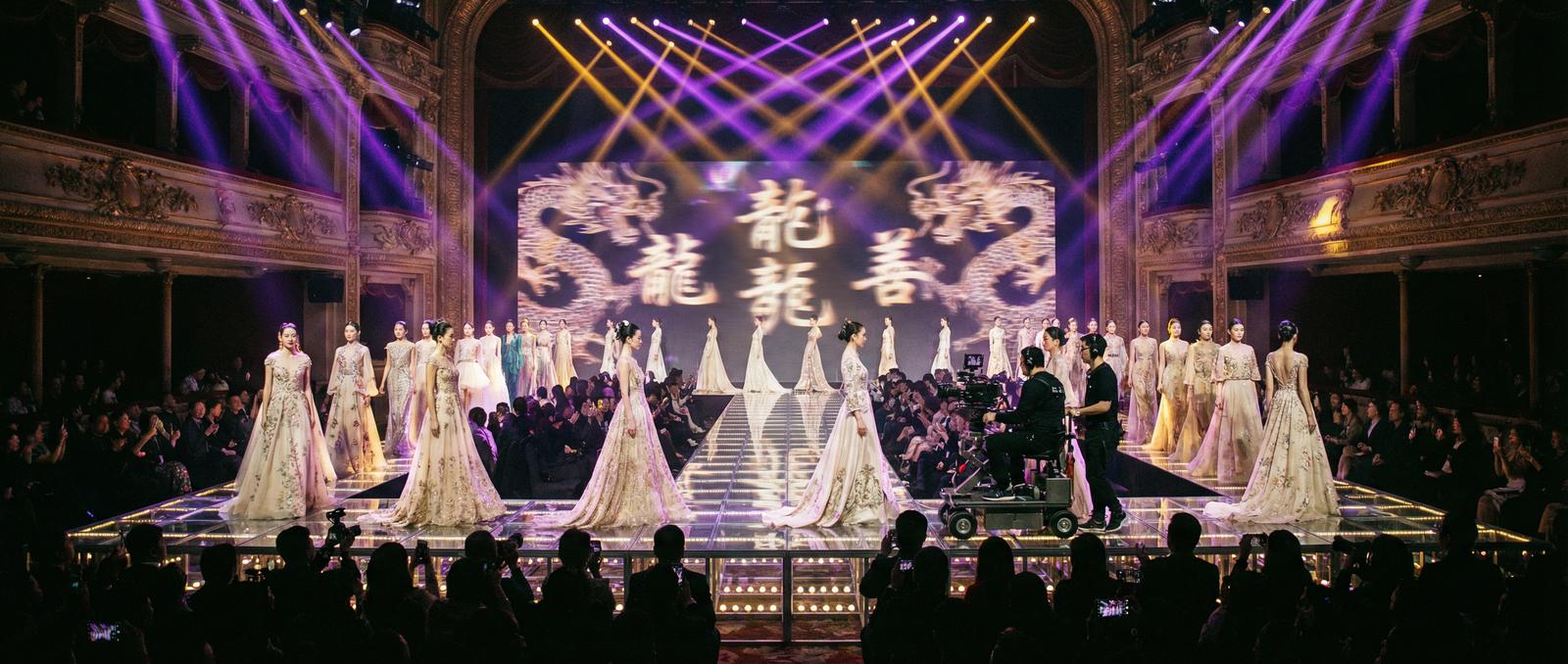 爆料吃瓜网红毯走秀传媒全景